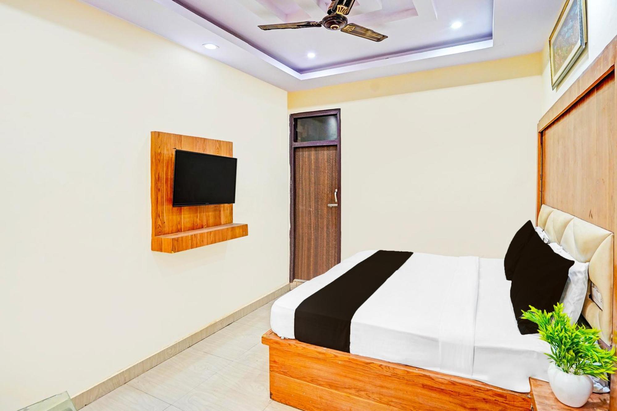 Super Hotel O Charbagh Formerly Khalsa Inn 러크나우 외부 사진